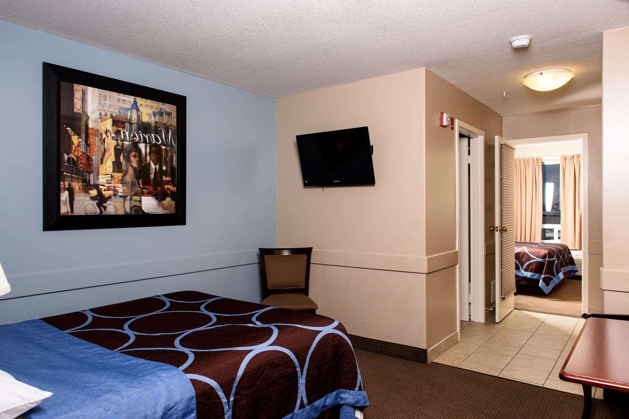 Super 8 By Wyndham Edmonton South Hotel Екстериор снимка